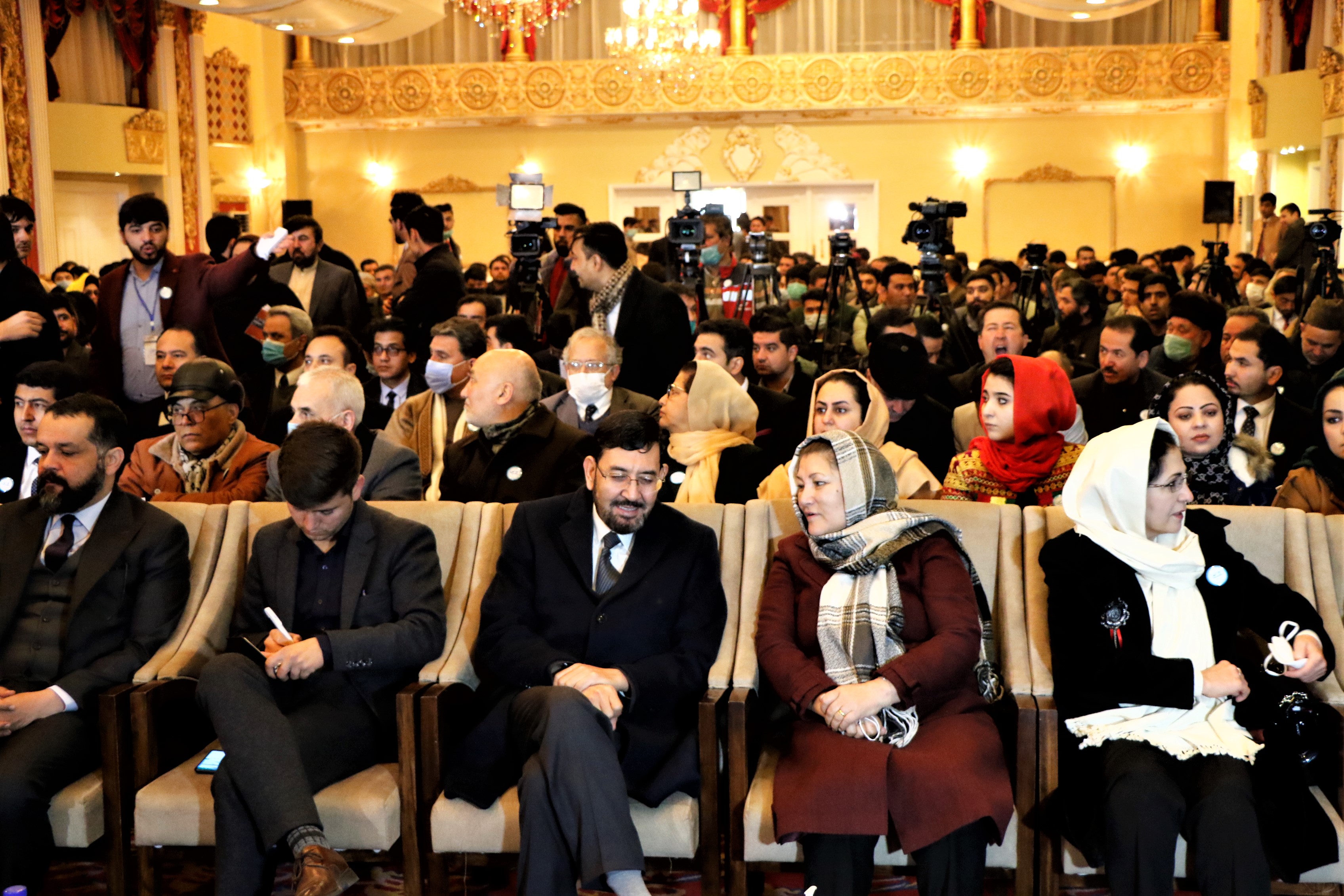 هفدهمین سالگرد رسمی شدن زبان های ازبیکی و ترکمنی