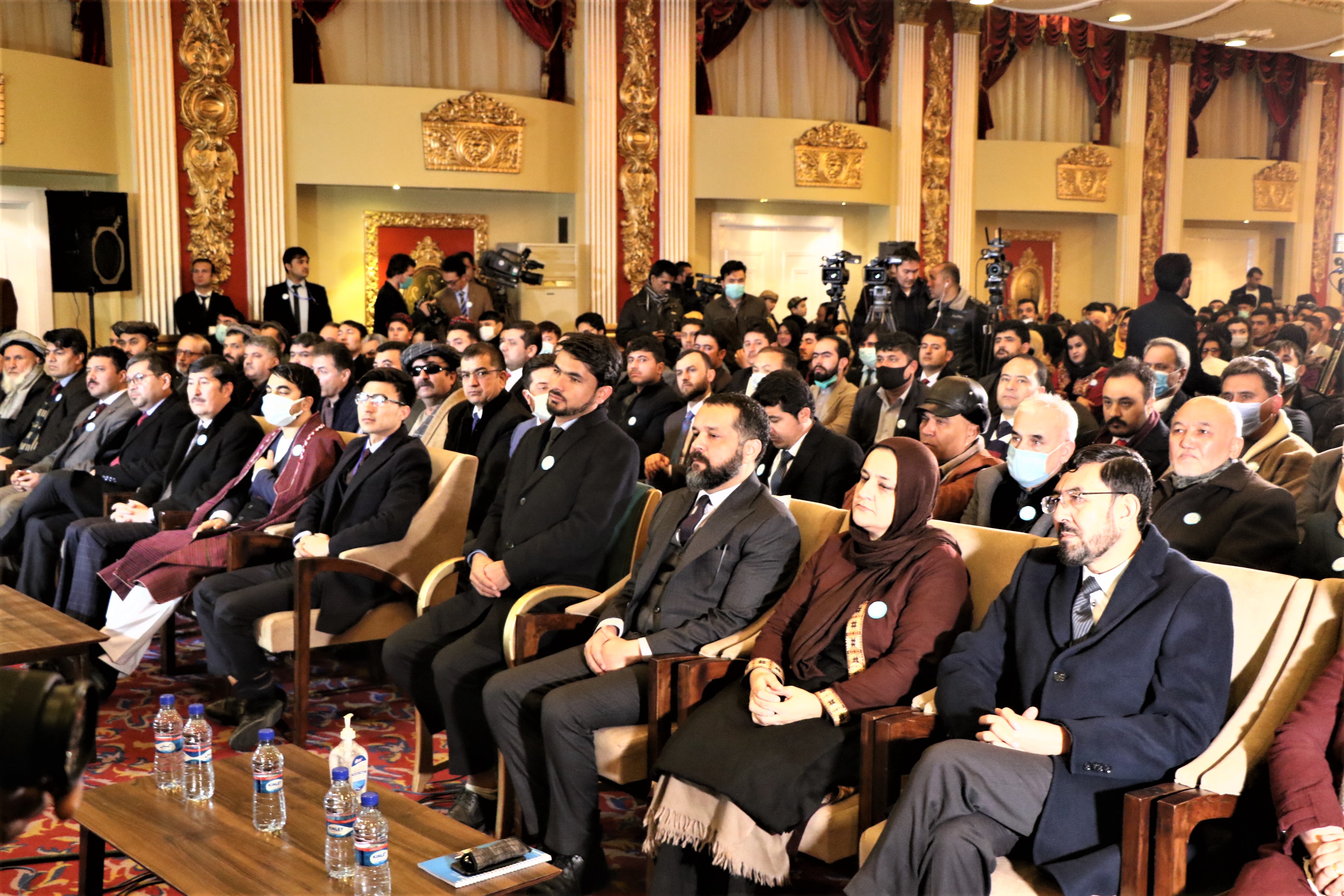 هفدهمین سالگرد رسمی شدن زبان های ازبیکی و ترکمنی