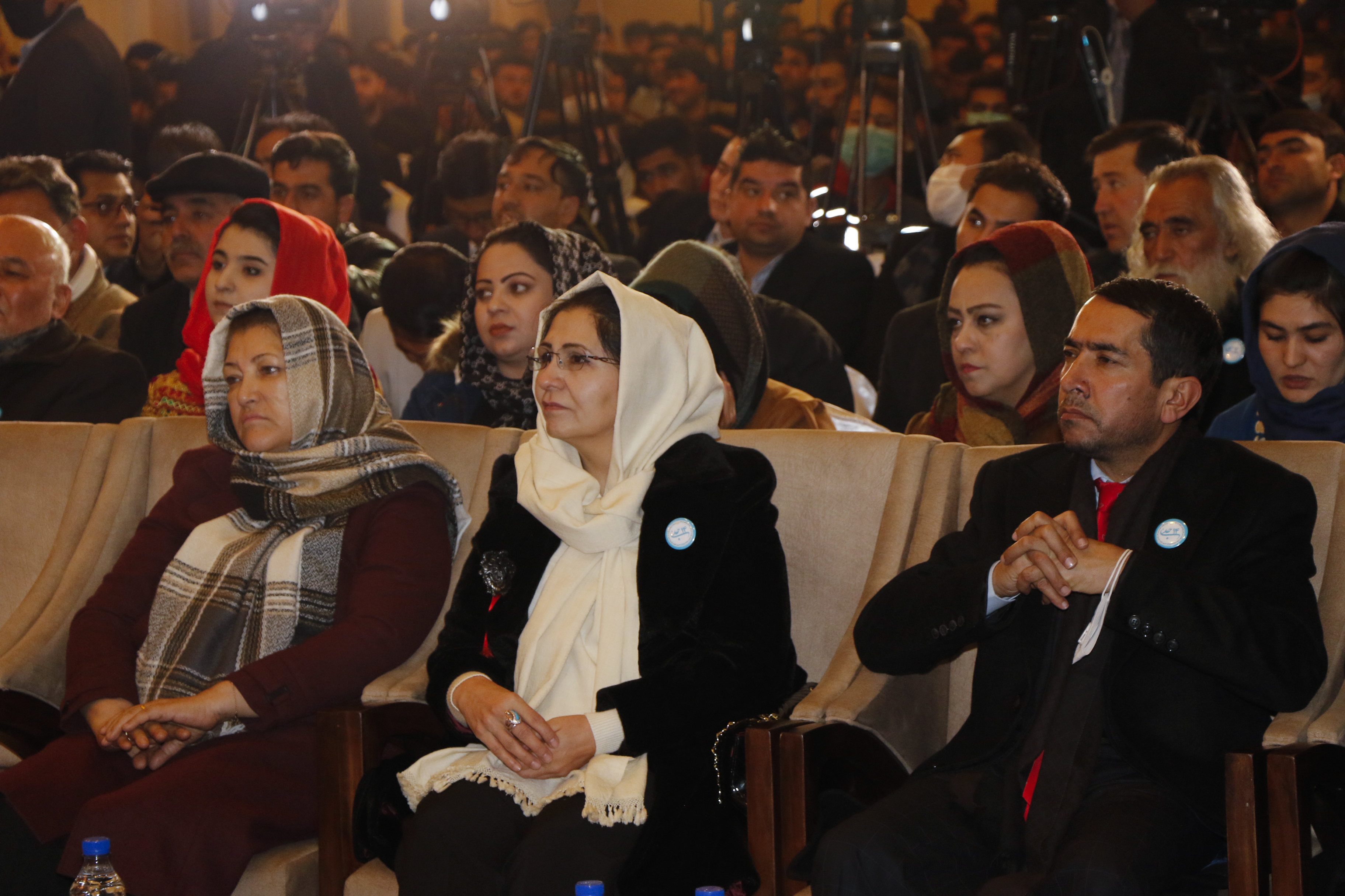 هفدهمین سالگرد رسمی شدن زبان های ازبیکی و ترکمنی