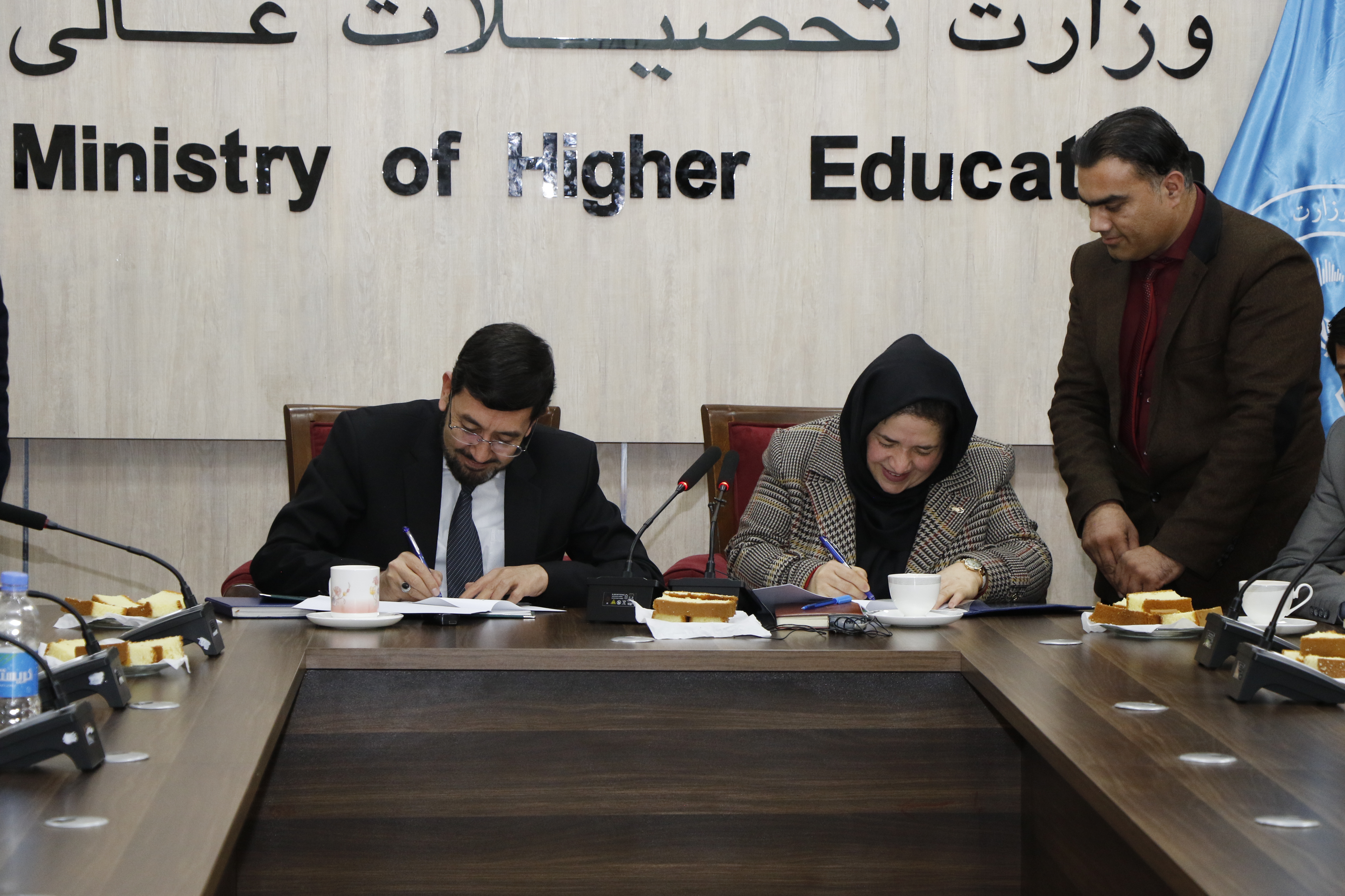 امضا تفاهمنامه همکاری میان وزارت تحصیلات عالی و شورای طبی افغانستان