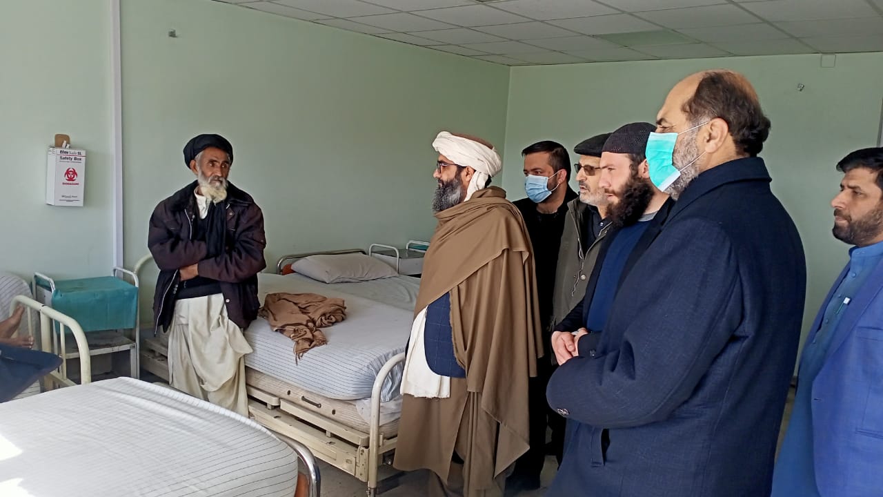 علمي معین د علي اباد او کابل صدري – قلبي تدریسي روغتونو څخه لېدنې ترسره کړې.