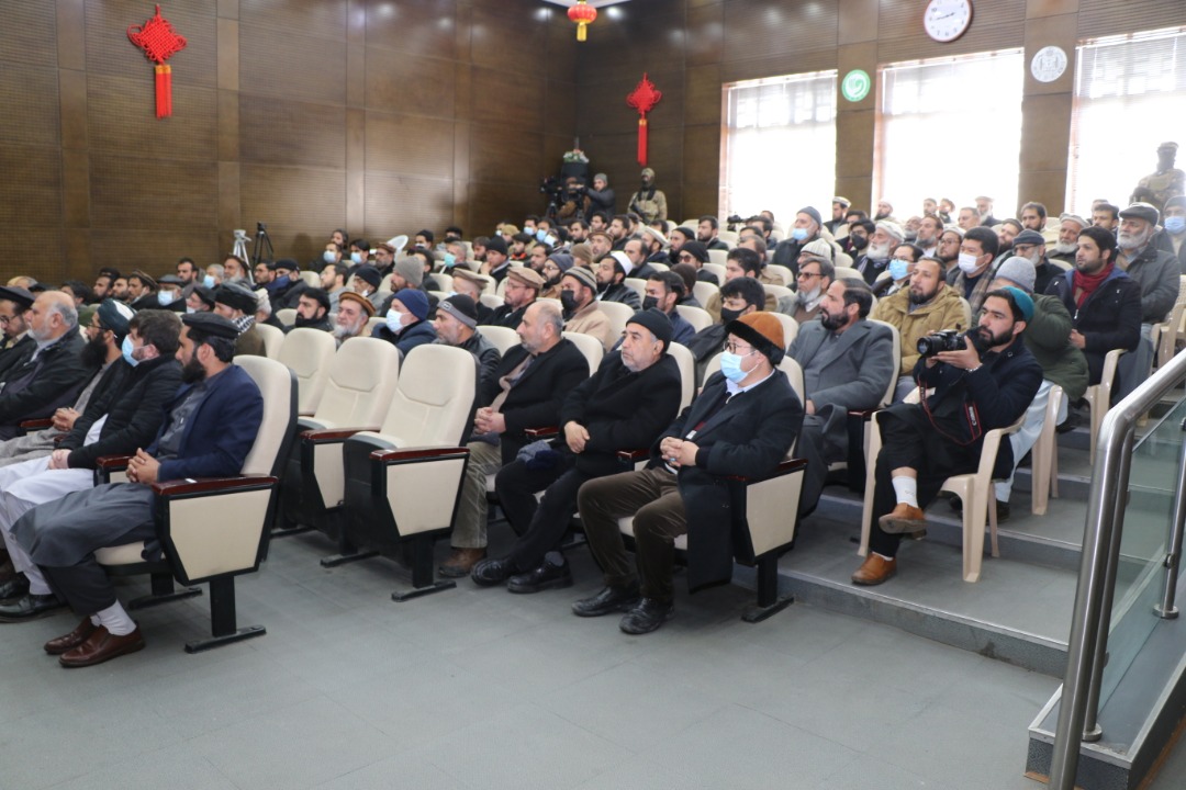 د لوړو زده کړو وزارت له لوري د کابل پوهنتون د استادانو تر منځ د ښې همغږۍ په پار، په دغه پوهنتون کې د ا.ا.ا له مسوولانو سره ناسته وشوه