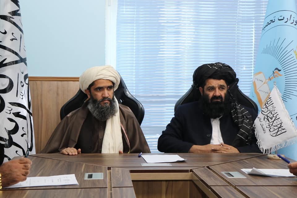 قرارداد تهیه مواد اعاشوی لیلیه های پوهنتون های کابل و ننگرهار، میان وزارت تحصیلات عالی و شرکت دولتی ارزاق امضاء شد.